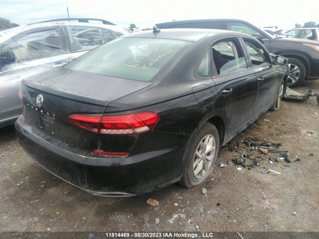 1VWAA7A38LC006650 Volkswagen Passat Comfortline