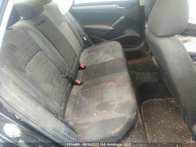 1VWAA7A38LC006650 Volkswagen Passat Comfortline