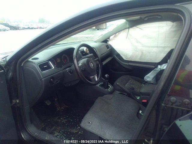 3VW1K7AJ5EM406131 Volkswagen Jetta Sedan Trendline/trendline+