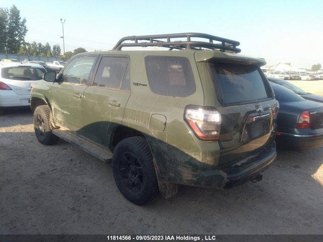 Toyota 4RUNNER 2020 JTEBU5JR9L5738065 Image 3