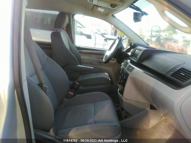 11814762 :رقم المزاد ، 2V4RW3DX4AR260915 vin ، 2010 Volkswagen Routan Comfortline مزاد بيع