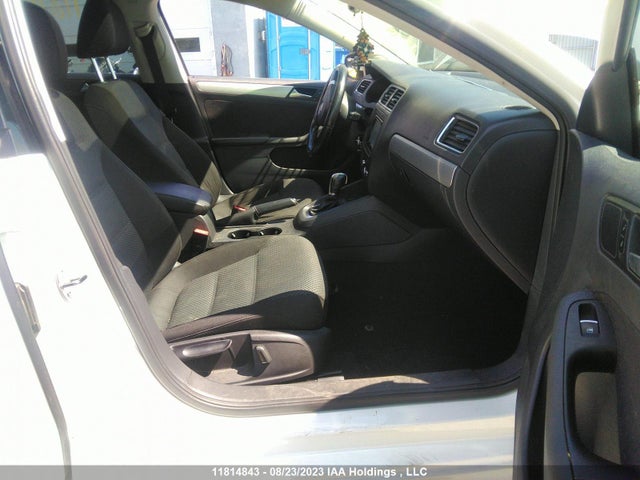3VWD07AJ3EM402145 Volkswagen JETTA