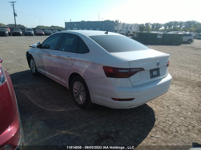 3VWC57BU7KM109849 Volkswagen Jetta Comfortline