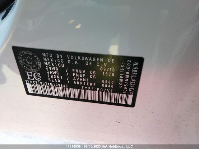 3VWC57BU7KM109849 Volkswagen Jetta Comfortline