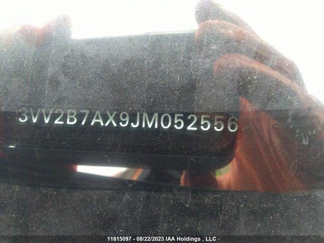 3VV2B7AX9JM052556 Volkswagen Tiguan Comfortline