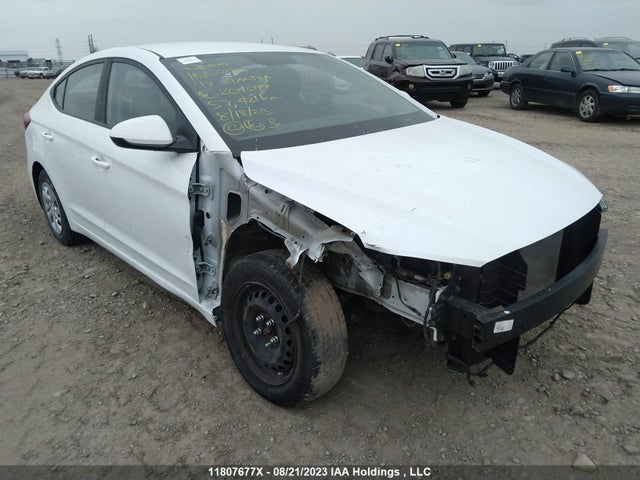 Hyundai Elantra Le 2017 5NPD74LF7HH204099 Image 1