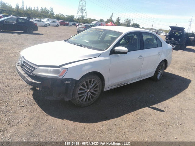 3VW1K7AJ0FM297675 Volkswagen Jetta Sedan Trendline/trendline+