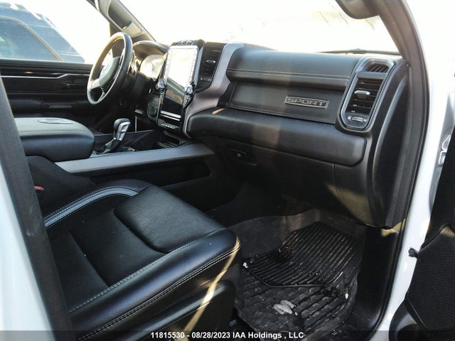 1C6SRFVT3NN425802 RAM 1500 Sport