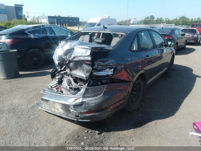 3VWE57BUXMM062568 Volkswagen Jetta Highline