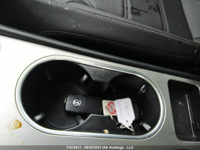 1VWBA7A3XNC006544 Volkswagen Passat 2.0t Limited Edition