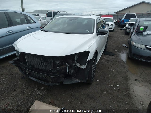 1VWBA7A3XNC006544 Volkswagen Passat 2.0t Limited Edition