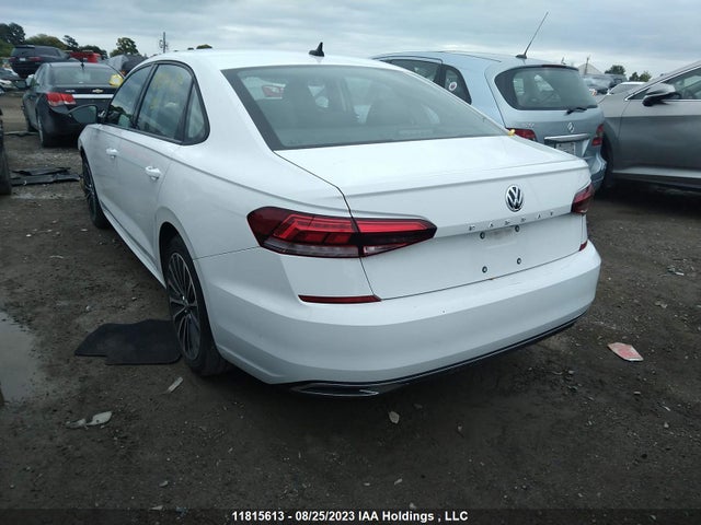 1VWBA7A3XNC006544 Volkswagen Passat 2.0t Limited Edition