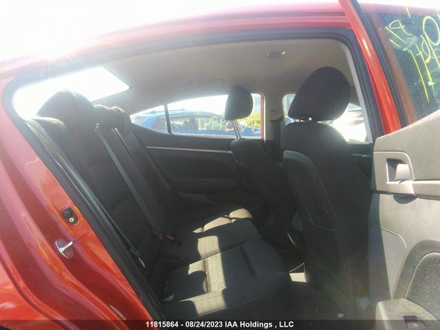 Hyundai ELANTRA GL 2018 KMHD84LF1JU659941 Image 8