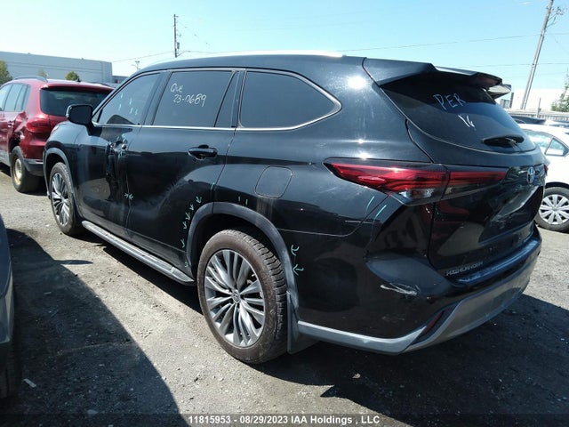 Toyota Highlander Limited 2021 5TDFZRBH8MS082988 Image 3