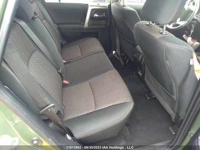 Toyota 4RUNNER 2021 JTEBU5JR0M5917807 Image 8