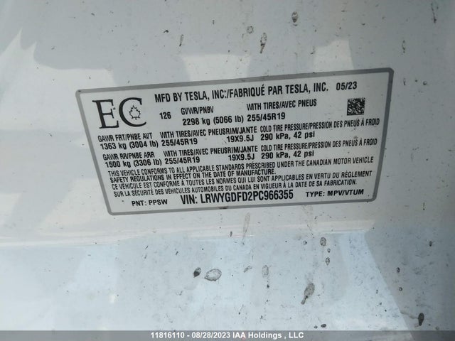 Tesla Model Y 2023 LRWYGDFD2PC966355 Image 9