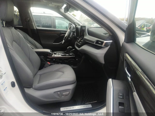 Toyota Highlander Limited 2022 5TDFZRBH8NS217405 Image 5