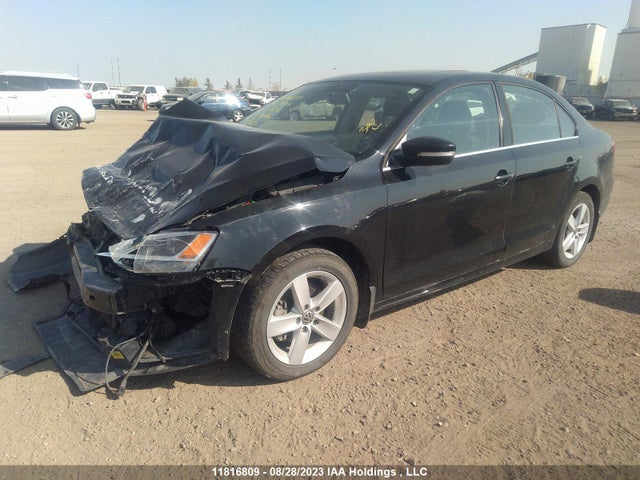 3VWDL7AJXEM369636 Volkswagen Jetta Sedan Comfortline/highline