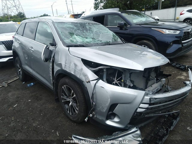 Toyota Highlander Le 2019 5TDBZRFH5KS702461 Image 1