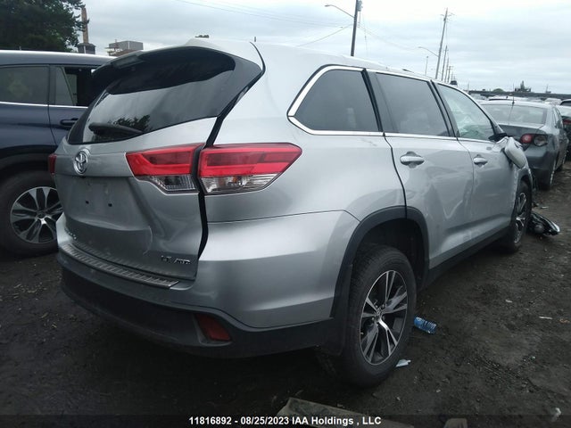 Toyota Highlander Le 2019 5TDBZRFH5KS702461 Image 4