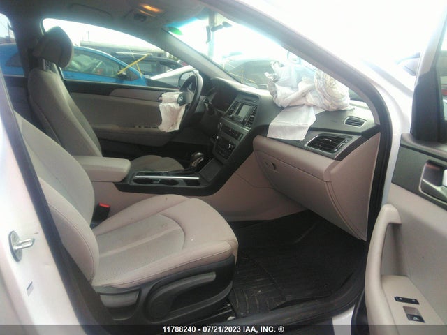 Hyundai SONATA SE 2015 5NPE24AF2FH247686 Image 5