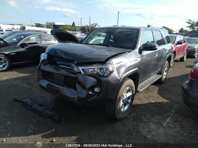 Toyota 4RUNNER 2021 JTENU5JR3M5894018 Image 2