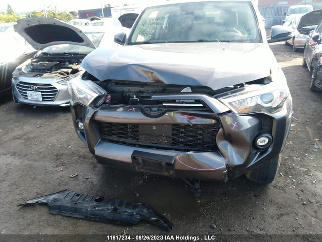Toyota 4RUNNER 2021 JTENU5JR3M5894018 Image 6