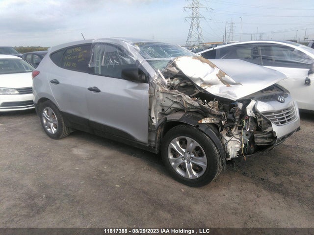 2014 KM8JTCAF4EU846708 main image