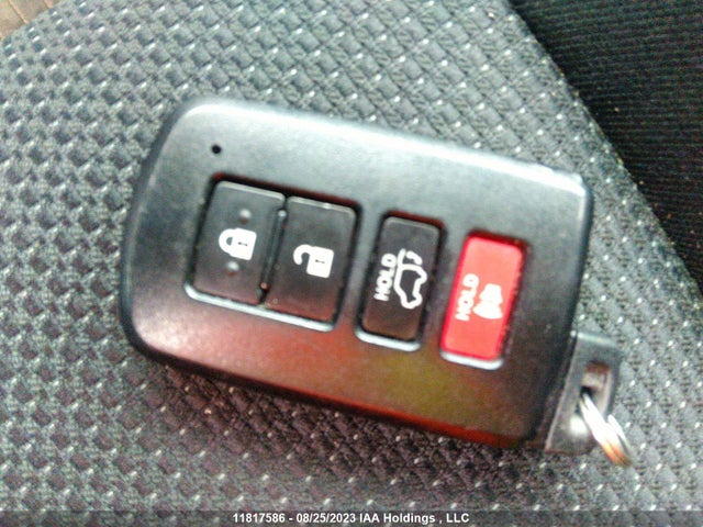 Toyota Rav4 Xle 2018 2T3RFREV1JW712111 Image 11