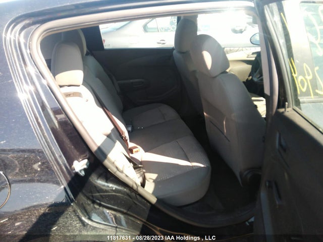 Chevrolet Sonic 2015 1G1JA6SH4F4142904 Image 8