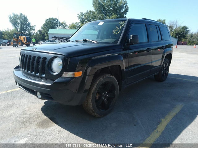 1C4NJRAB9FD287587 Jeep Patriot Altitude