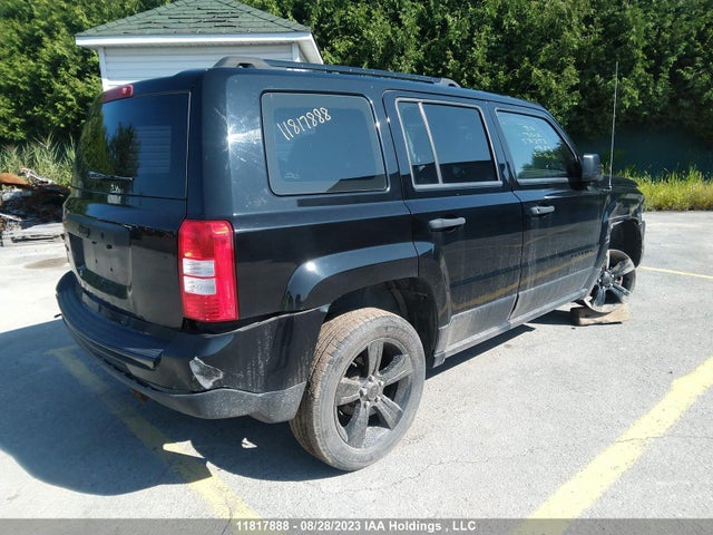 1C4NJRAB9FD287587 Jeep Patriot Altitude