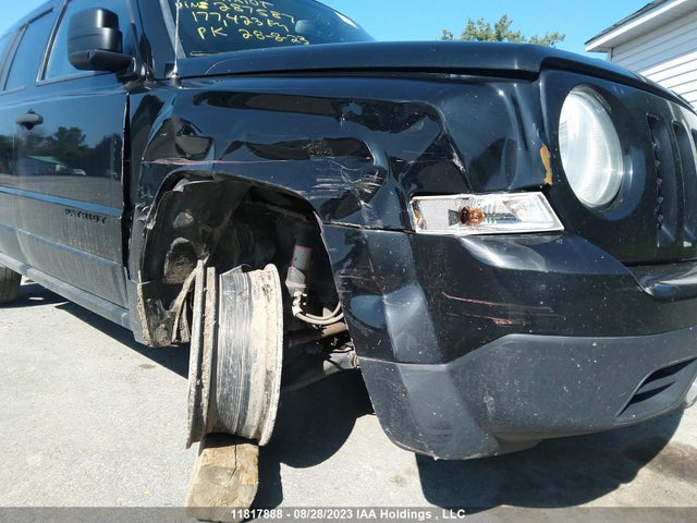 1C4NJRAB9FD287587 Jeep Patriot Altitude