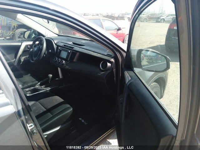 Toyota RAV4 LE 2014 2T3BFREV5EW226490 Image 5