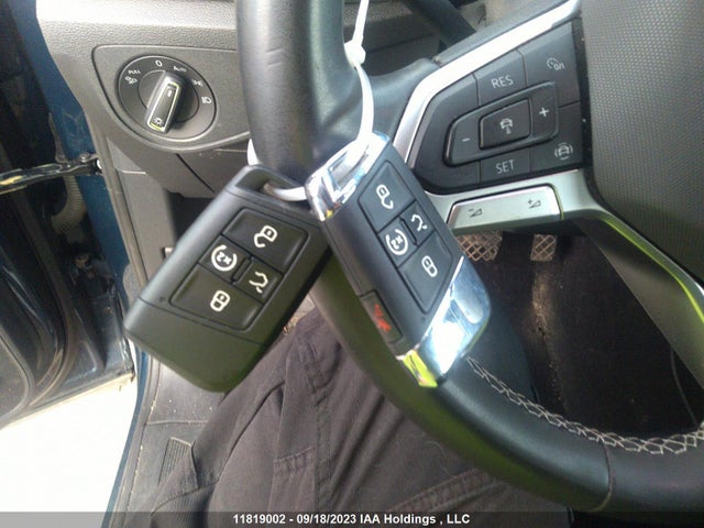 1V2LC2CA5NC201398 Volkswagen ATLAS