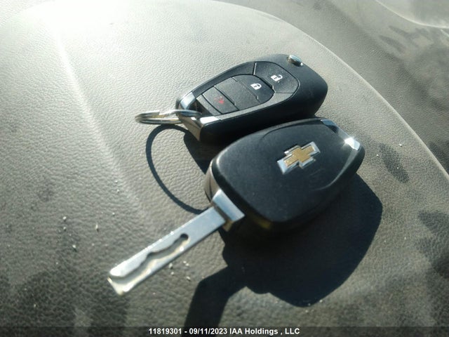 Chevrolet TRAX LS 2019 3GNCJKSB2KL290856 Image 11