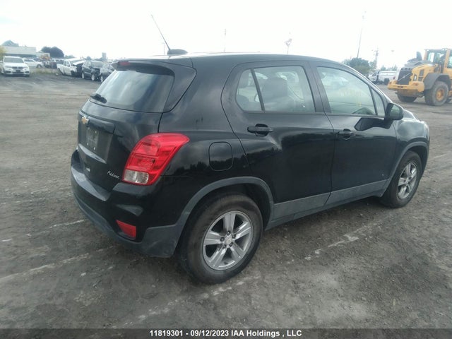 Chevrolet TRAX LS 2019 3GNCJKSB2KL290856 Image 4