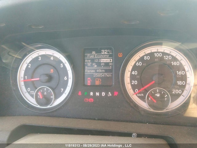 1C6RR7FG6ES255698 RAM 1500 St