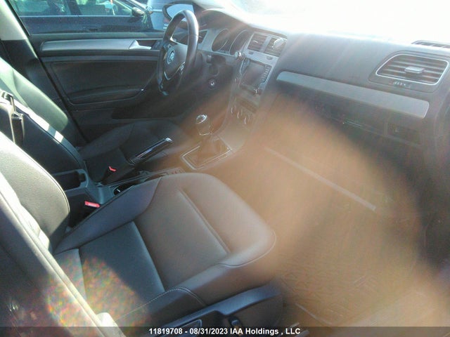 3VW117AU6FM022924 Volkswagen Golf Trendline/highline