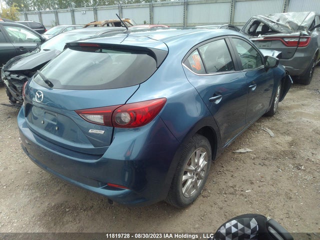 Mazda Mazda3 Sport Gs 2018 3MZBN1L71JM224740 Image 4