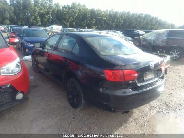3VWWL7AJ2EM389792 Volkswagen Jetta Sedan Comfortline/highline
