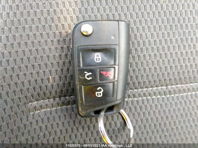 3VW217AU6FM085123 Volkswagen Golf Trendline/highline