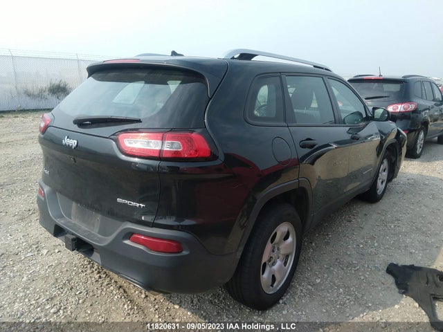 1C4PJMASXFW775589 Jeep Cherokee Sport