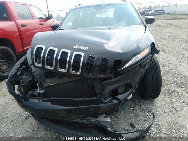 1C4PJMASXFW775589 Jeep Cherokee Sport