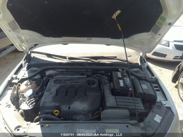 3VWWA7AJ7FM333290 Volkswagen Jetta Sedan Comfortline
