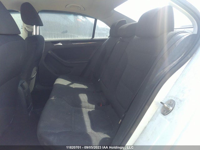 3VWWA7AJ7FM333290 Volkswagen Jetta Sedan Comfortline