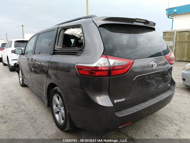 Toyota SIENNA LE 2020 5TDKZ3DC6LS050648 Image 3