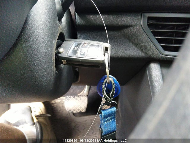 3VWC57BU6KM146150 Volkswagen Jetta Comfortline