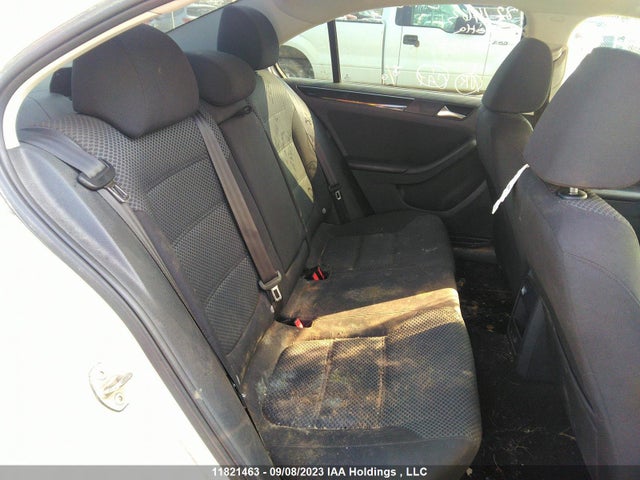 3VWDA7AJ7FM284776 Volkswagen Jetta Sedan Comfortline