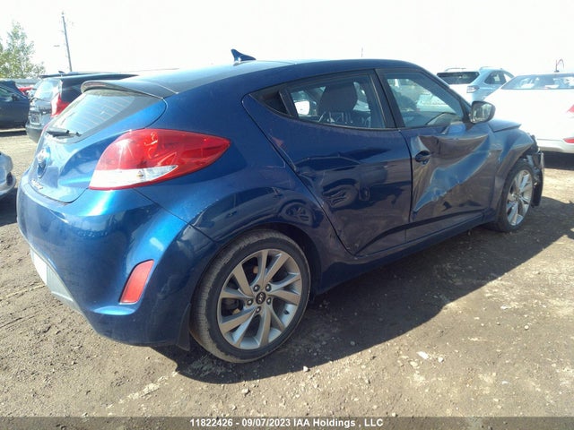 Hyundai VELOSTER 2016 KMHTC6AD7GU294083 Image 4